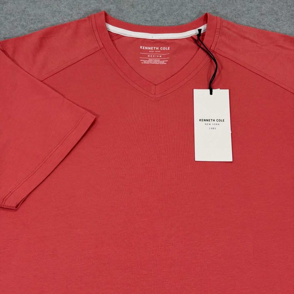 Kenneth Cole New York Mens V-Neck T-Shirt Medium M Vintage Rose Pink Stretch NWT